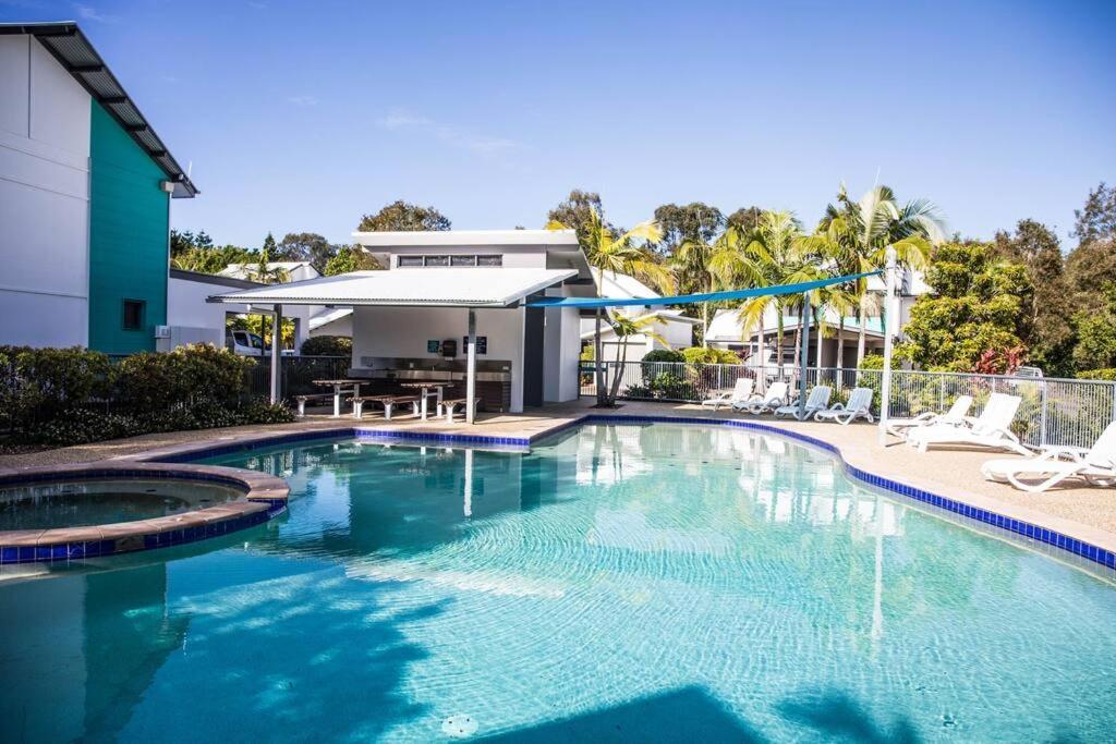 Sun Drenched Unit In Noosaville Exterior foto